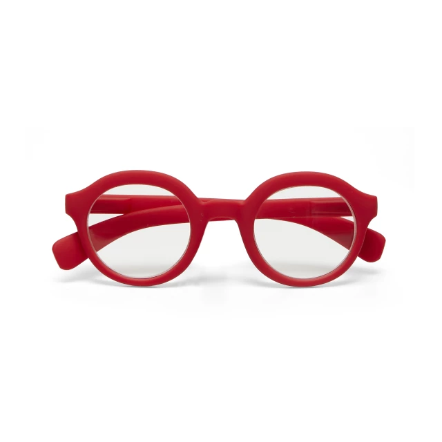 OKKIA Lauro reading Red