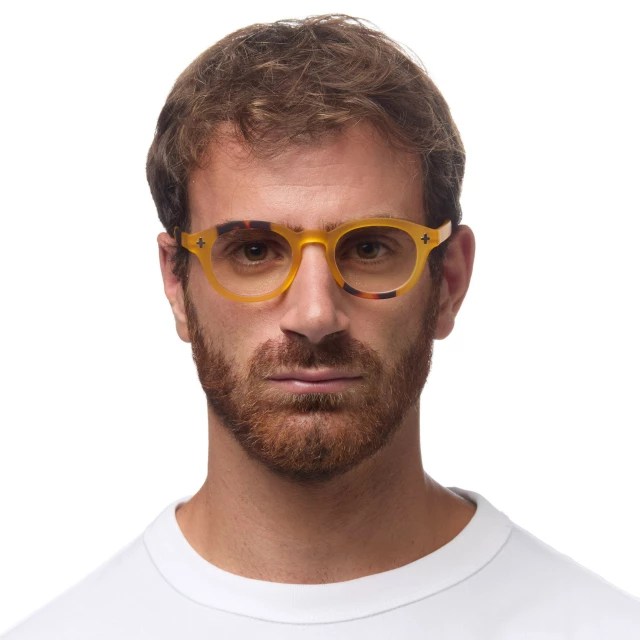 OKKIA Milano reading Yellow