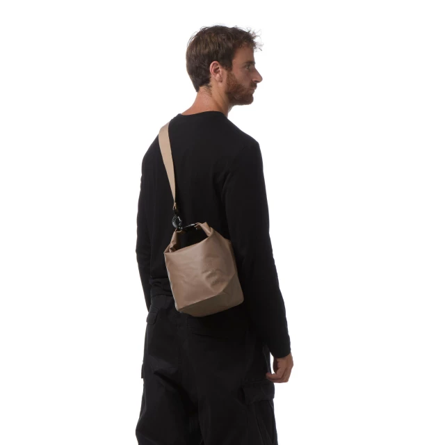 PiuFORTY Sacca Roll-top Piccola 5L Almond brown