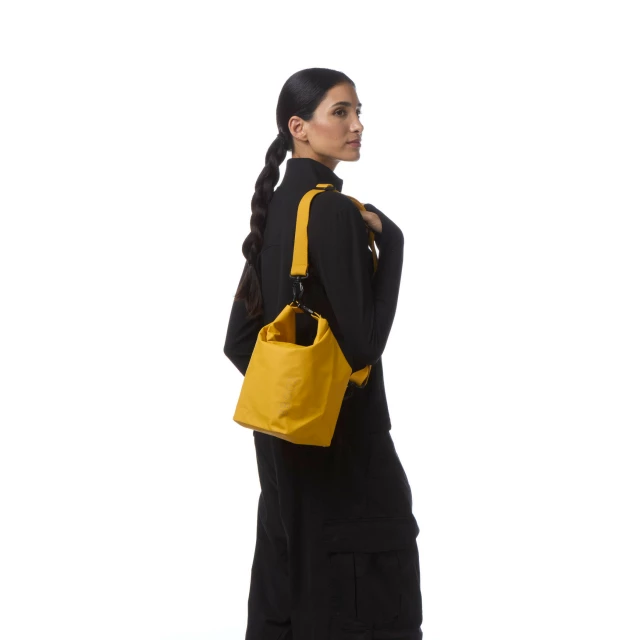 PiuFORTY Sacca Roll-top Piccola 5L Mustard yellow