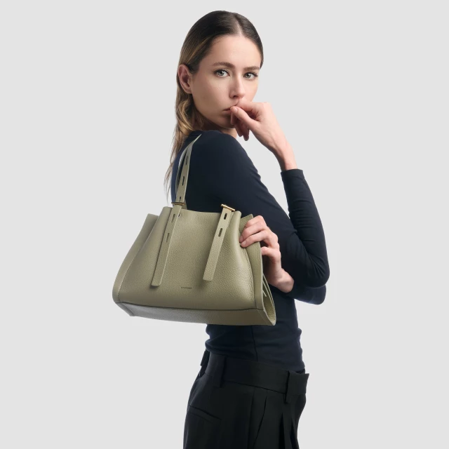 OKKIA PAULINA IN VITELLO GRANATO SS26 Verde malva