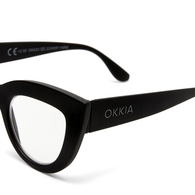 OKKIA Reading Claudia Big Cat Eye black