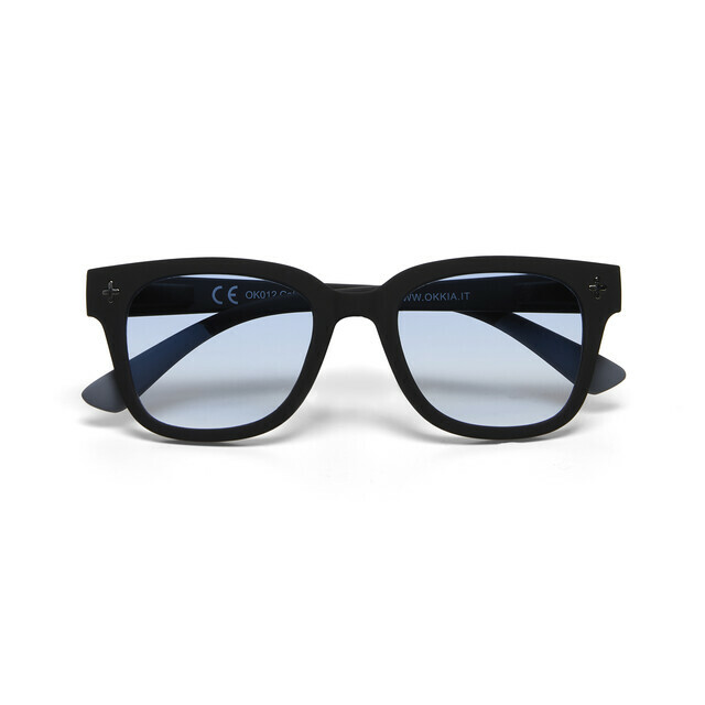 OKKIA Sol Giovanni   negro y gris (lentes azules)