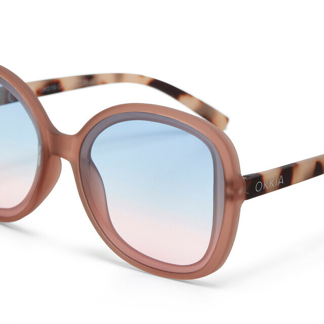 OKKIA Sol Anna  pink havana (lentes azules/rosas)