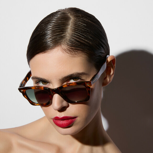 OKKIA Sol DAKOTA SELETTI X OKKIA classic havana (lentes verdes)