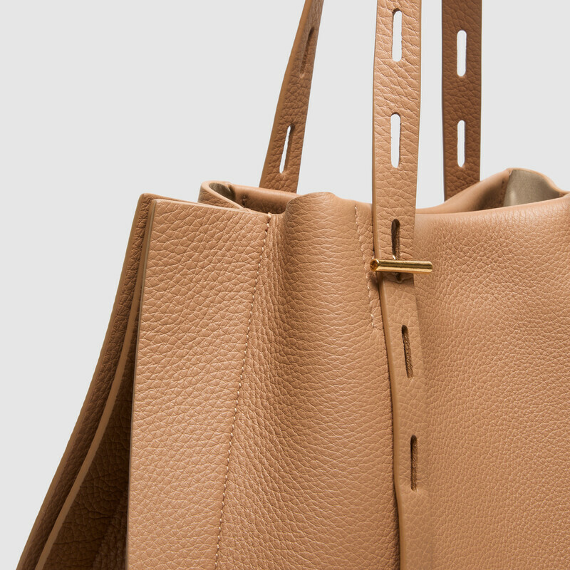 MINOBOSSI  PAULETTE IN VITELLO GRANATO SS26   rose gold
