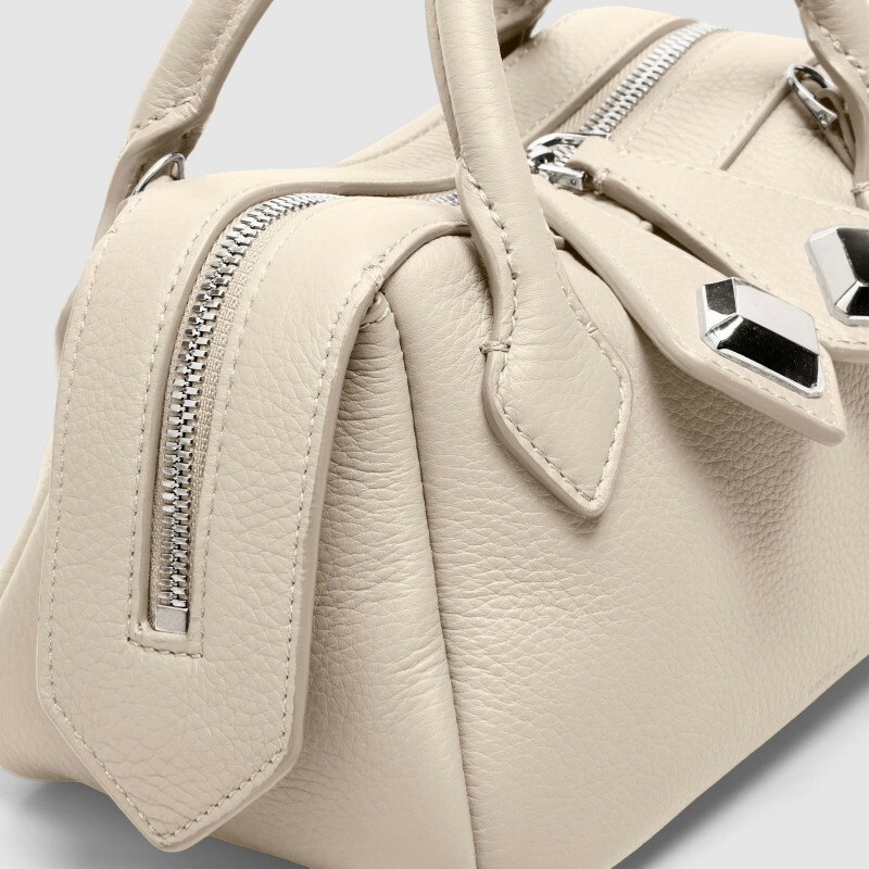 MINOBOSSI  ALICE IN GRANATO SS26   latte