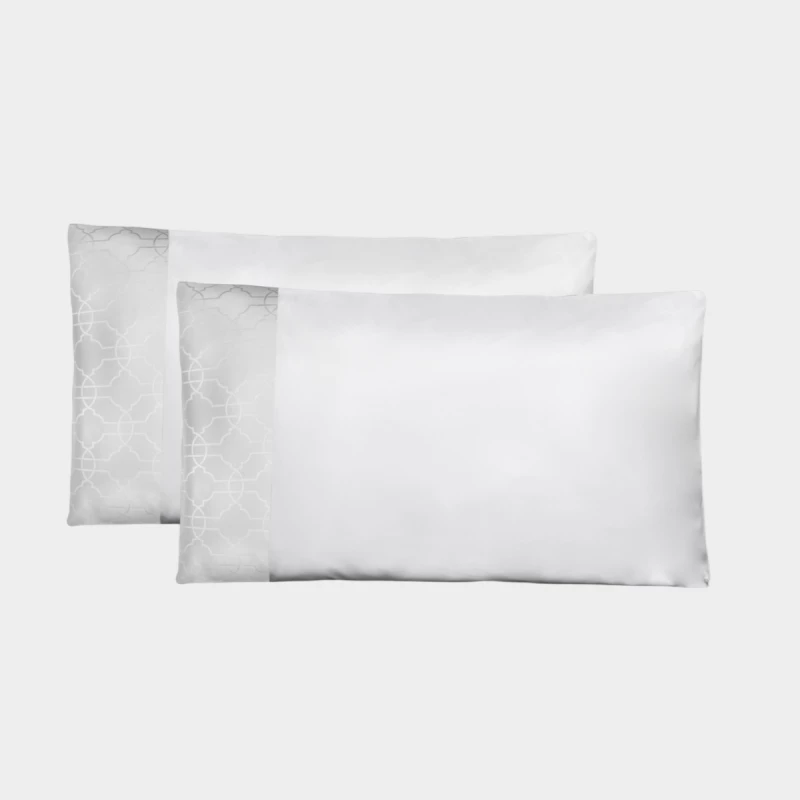 DEA ITALY Coppia di federe in raso con bordo jacquard Fretwork by Timothy Corrigan for Dea White