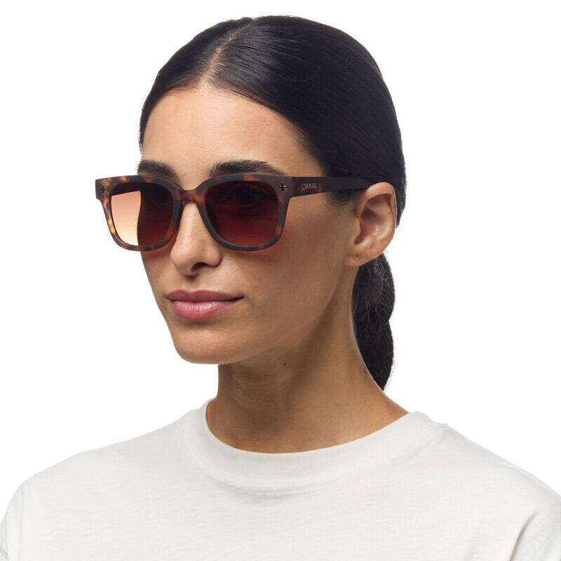 OKKIA Sol Giovanni   Habana y azul