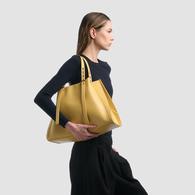 MINOBOSSI Borse PAULA IN VITELLO LISCIO   banana