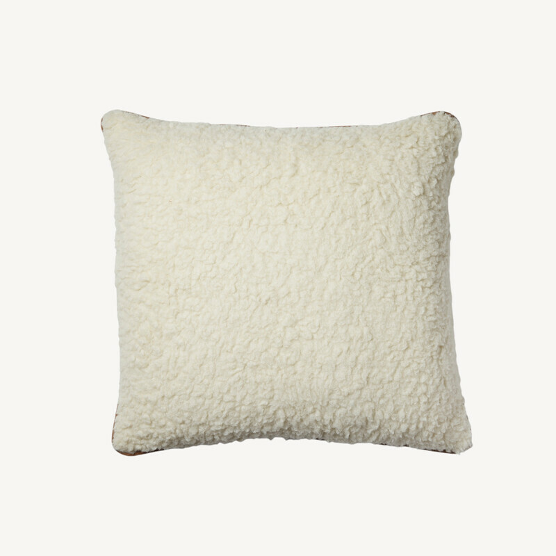 CUSSION IN SILK & CAMEL small