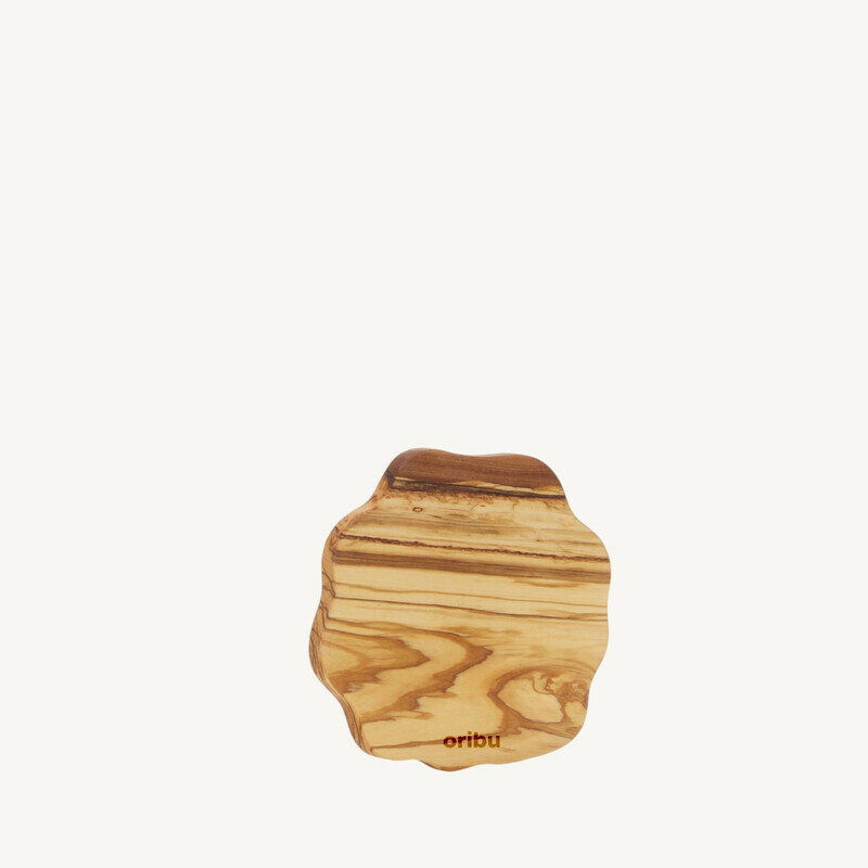 OLIVE WOOD CUTTING BOARD